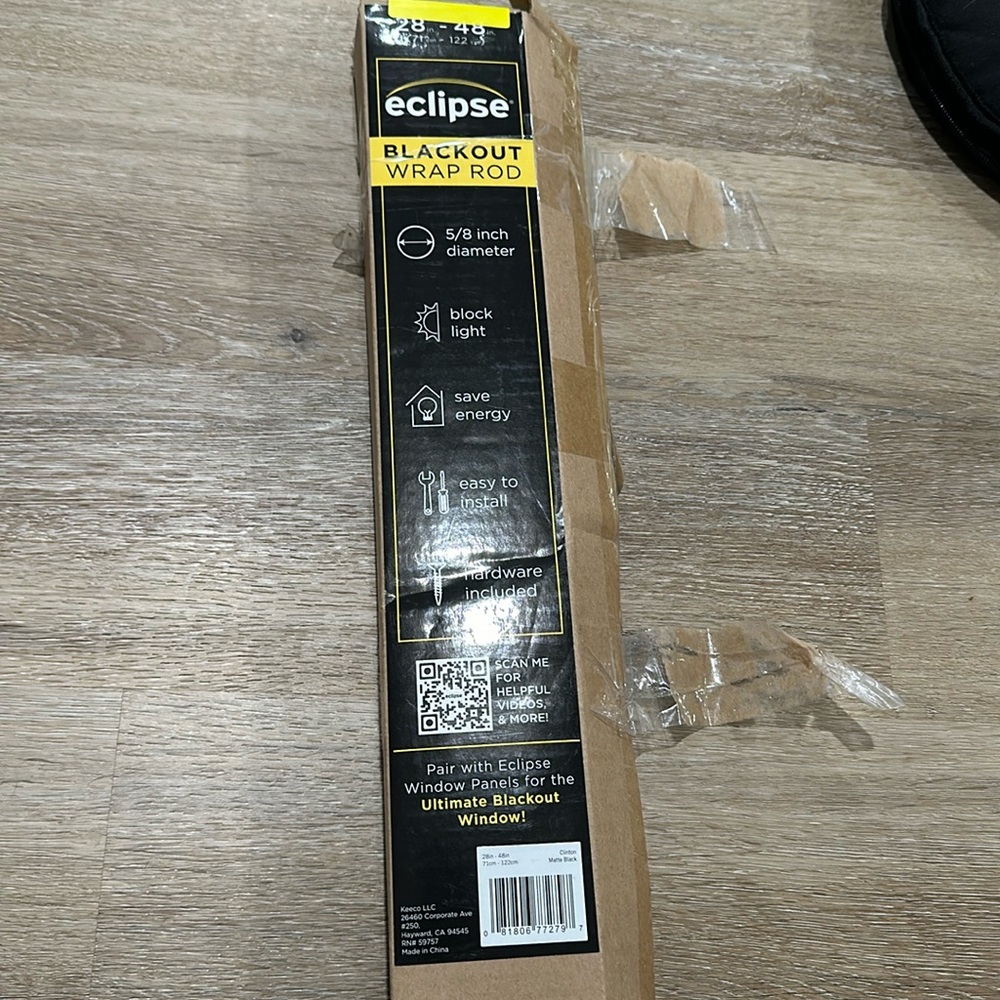NWT eclipse blackout wrap rod. 5/8 diameter. Hardware included. 28-48 in